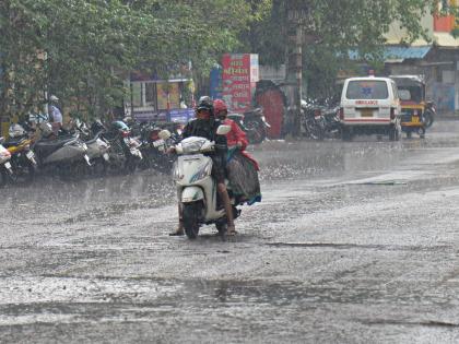 The torrential rains did not stop: it rained for the fourth day in a row | वळीवाचा पाऊस पाठ सोडेना: सलग चौथ्या दिवशी झोडपले The torrential rains did not stop: it rained for the fourth day in a row | वळीवाचा पाऊस पाठ सोडेना: सलग चौथ्या दिवशी झोडपले