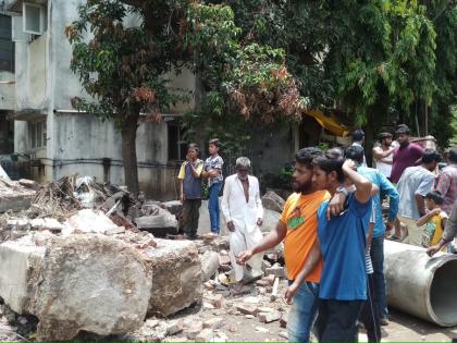  An apartment collapsed wall collapsed, an accident in Shivaji Park | अपार्टमेंटची संरक्षक भिंत कोसळून मुलगा जखमी, शिवाजी पार्कमधील दुर्घटना