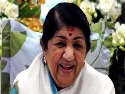 Lata Mangeshkar Last Tweet And First Post On New Year Before Her Death | Lata Mangeshkar : 92 वर्षांच्या दीदी सोशल मीडियावरही अ‍ॅक्टिव्ह होत्या, काय होतं लता मंगेशकर यांचं अखेरचं ट्विट?