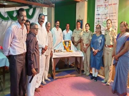 Acharya Vinobaji's memories of being awakened in Dhule jail | धुळ्यातील कारागृहात जागविल्यात  आचार्य विनोबाजींच्या आठवणी