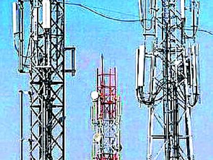 Mahavitaran cuts 32 mobile tower power | महावितरणने कापली ३२ मोबाईल टॉवरची वीज