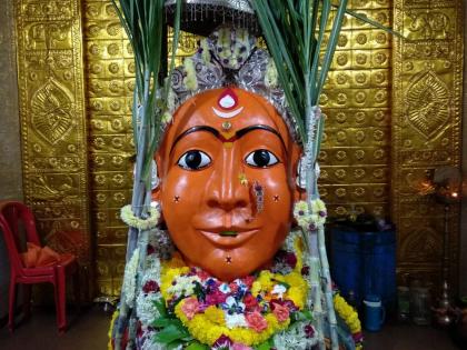  A crowd of devotees at Jagdamba Devi temple | जगदंबा देवी मंदिरात भाविकांची गर्दी