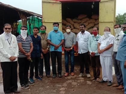 Freight from Pimpalgaon depot ST | पिंपळगाव आगाराच्या एसटीतून मालवाहतूक