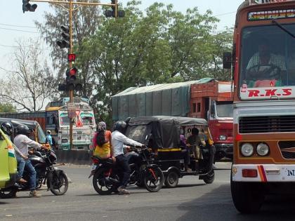  Start the traffic signal on Linked Aup | लिंकरोड चौफुलीवर वाहतूक सिग्नल सुरु