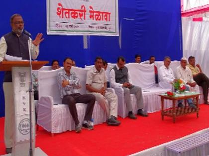 Farmers focus on university research | विद्यापीठ संशोधात शेतकरी केंद्रबिंदू Farmers focus on university research | विद्यापीठ संशोधात शेतकरी केंद्रबिंदू