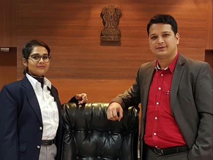 Matching love through literature, history and social discourse; IAS Astikkumar Pandey selected Maharashtra for IPS wife Mokshada Patil | साहित्य, इतिहास अन् सामाजिक चर्चेतून जुळले प्रेम; आयपीएस पत्नीसाठी निवडला महाराष्ट्र