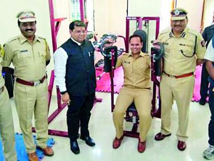 Police, keep body physics well | पोलिसांनो, शरीरयष्टी चांगली ठेवा