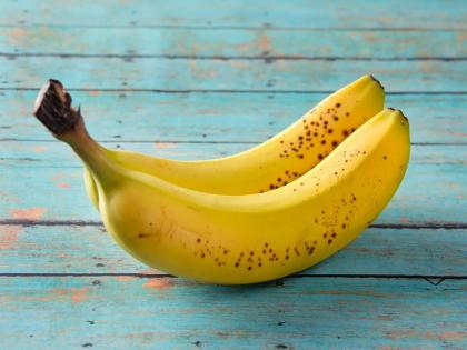 Bananas are curved in shape: Here is why | केळ वाकडंच का असतं? जाणून घ्या याच्या आकारामागचं वैज्ञानिक कारण...