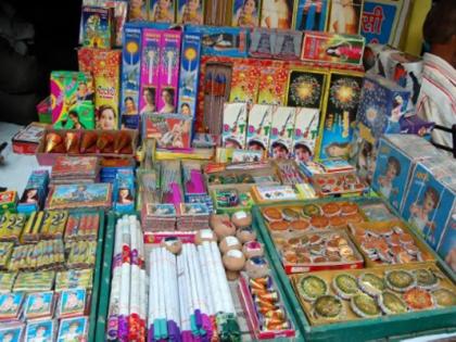 Lastly, the firecracker shops in the city will be allowed by the corporation conditionally | अखेर ठाण्यात लागणार फटाक्यांची दुकाने पालिकेने दिली सशर्त परवानगी