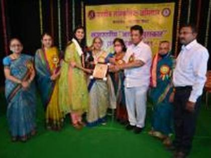 Provide state level awareness awards | राज्यस्तरीय जाणीव पुरस्कार प्रदान