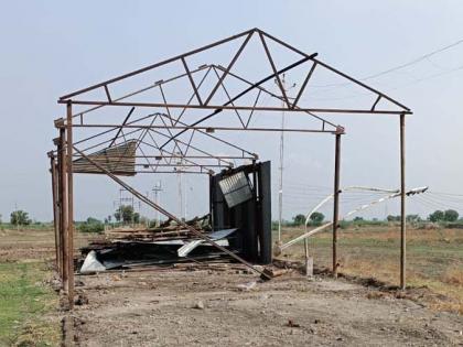 Damage inspection by people's representatives | लोकप्रतिनिधींकडून नुकसानीची पाहणी Damage inspection by people's representatives | लोकप्रतिनिधींकडून नुकसानीची पाहणी