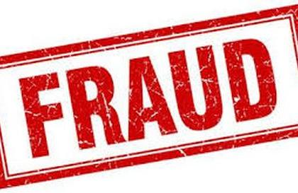 25 farmers in Kudhavad village cheated for Rs 75 lakh | कुढावद गावातील २५ शेतकर्यांची ७५ लाख रूपयांमध्ये फसवणूक 25 farmers in Kudhavad village cheated for Rs 75 lakh | कुढावद गावातील २५ शेतकर्यांची ७५ लाख रूपयांमध्ये फसवणूक