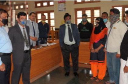 Order for recovery of Rs | लोकदालतीत सव्वातीन कोटींच्या वसुलीचे आदेश