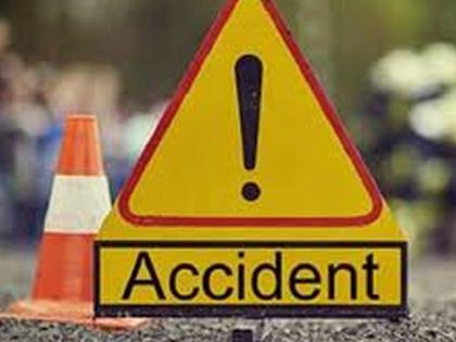 One killed in the crash of the container | कंटेनरच्या धडकेत एक ठार One killed in the crash of the container | कंटेनरच्या धडकेत एक ठार