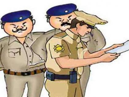 Pick of two constables bribe | दोन हवालदारांची उचलबांगडी