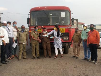 627 foreign workers repatriated by train | ६२७ परप्रांतीय कामगारांची रेल्वेने घरवापसी