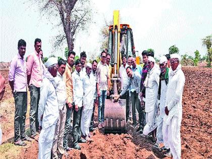  The road to Gavandgaon-Pangarwadi was opened | गवंडगाव -पांजरवाडी रस्ता झाला खुला