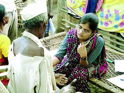 'She' became a Health care taker of tribals | ‘ती’ बनली वंचित आदिवासींची ‘आरोग्यदूत’