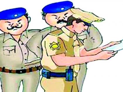 Name the police ... but, you have to enjoy yourself, Olis | नाव पोलीस... पण, स्वत:चाच आनंद ठेवावा लागतो ओलीस