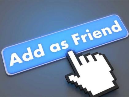 Caution, demanded money by sending a friend request on Facebook | सावधान, फेसबुकवर फ्रेन्डस रिक्वेस्ट पाठवून केली पैशांची मागणी