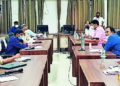 Citizens should be more careful about corona | कोरोनाबाबत नागरिकांनी अधिक काळजी घ्यावी