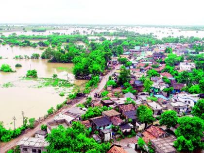 1320 flood victims of Chandrapur took shelter of municipal schools | चंद्रपुरातील 1320 पूरग्रस्तांनी घेतला मनपा शाळांचा आश्रय