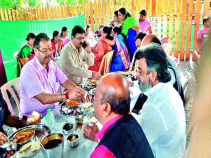 On the occasion of Misal Party, Shivsainik's discussions with rumors of rumors: Bagul combination | मिसळ पार्टीच्या निमित्ताने शिवसैनिकांची झणझणीत चर्चा अफवांना ऊत : बागुल यांचे संयोजन