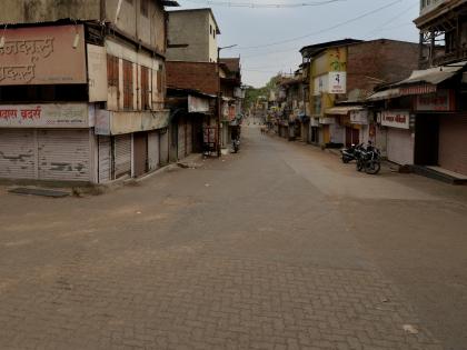  Curfew imposed again till May 31 | ३१ मेपर्यंत जमावबंदी पुन्हा लागू