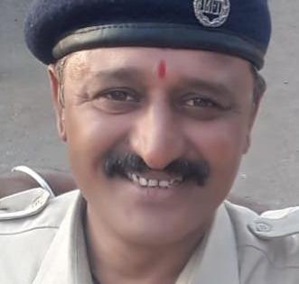 A forest ranger from Pal was killed on the spot in an accident near Bamnod | बामणोदजवळील अपघातात पाल येथील वनरक्षक जागीच ठार