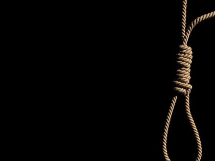 Hotel employee commits suicide in Igatpuri | इगतपुरीत हॉटेल कर्मचाऱ्याची आत्महत्या