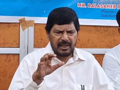 At least one ministerial post should be given to RPI, we need two seats for Lok Sabha as well says Ramdas Athawale | एक तरी मंत्रिपद आरपीआयला द्याच, लोकसभेसाठीही दोन जागा हव्यात - रामदास आठवले