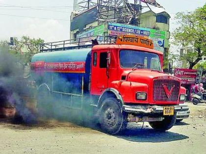 Amravatikar Kasawis from the Kalpak Dhurane of the truck | ट्रकच्या काळपट धुराने अमरावतीकर कासावीस