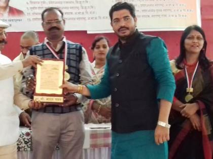   Bharat Pawar Award | भारत पवार यांना पुरस्कार