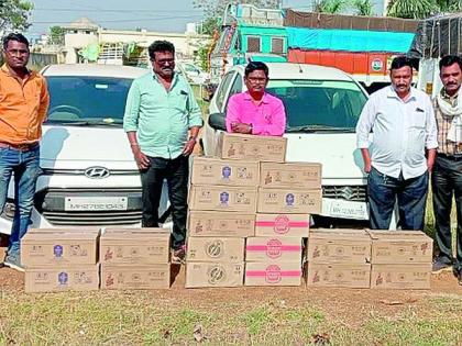 Two and a half lakh foreign liquor was seized in the forest along with two vehicles | दोन वाहनांसह अडीच लाखांची विदेशी दारू पकडली जंगलात