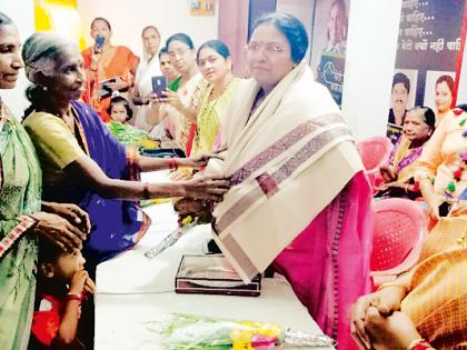 Felicitated five excellent Ranargini | पाच उत्कृष्ट रणरागीणींचा सत्कार Felicitated five excellent Ranargini | पाच उत्कृष्ट रणरागीणींचा सत्कार