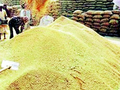 Where to develop two lakh quintals of rice paddy? | दोन लाख क्विंटल पाखड धान विकायचा कुठे?