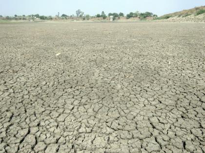 40 percent of the mud in Jui Dam! | जुई धरणात साचलाय ४० टक्के गाळ...!