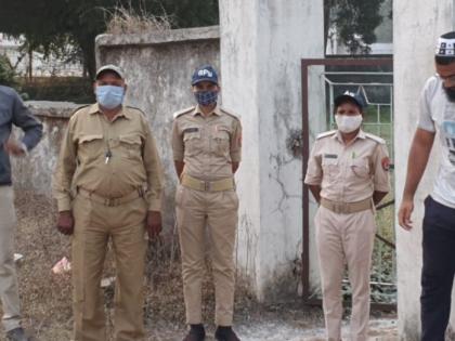 Bird flu has also been reported in Gujarat | गुजरातमध्येही बर्ड फ्ल्यूची लागण Bird flu has also been reported in Gujarat | गुजरातमध्येही बर्ड फ्ल्यूची लागण