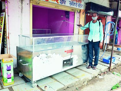 The coffin has now become a necessity for Solapurkars | मृतदेहाची शीतपेटी आता सोलापूरकरांसाठी बनली गरजेची वस्तू