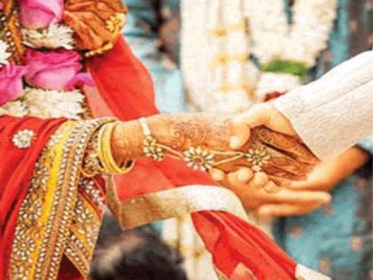 Crime; Crowded the wedding ceremony; Crime filed against bridegroom in Salelapur | क्राइम; लग्न समारंभात गर्दी केली; वधूपित्यावर  साेलापुरात गुन्हा दाखल