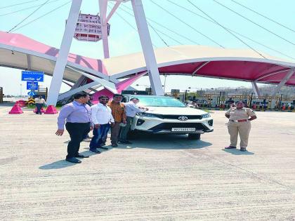 Action will be taken against vehicles arriving before time while passing through Samriddhi Highway | समृद्धी महामार्गावरून जाताना वेळेच्या आधीच पोहचणाऱ्या वाहनांवर होणार कारवाई