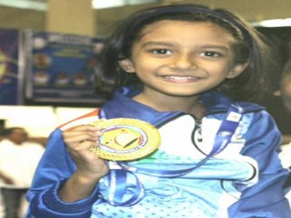 Adish and Anushka in the state-level Taekwondo Championship gold | राज्यस्तरीय तायक्वांदो स्पर्धेत आदिश, अनुष्का यांना सुवर्ण