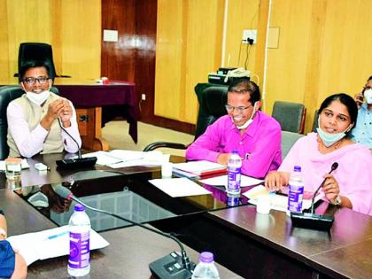 Seven thousand 406 staff assigned for polling | मतदानासाठी सात हजार 406 कर्मचारी नियुक्त Seven thousand 406 staff assigned for polling | मतदानासाठी सात हजार 406 कर्मचारी नियुक्त