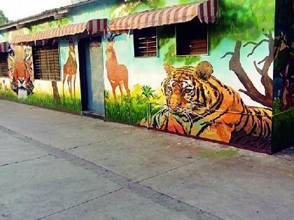 The art and beauty of the Ballarpur railway station also needs to be restored | बल्लारपूर रेल्वे स्थानकावरील कलासौंदर्य प्रवाशांनीही जपण्याची गरज