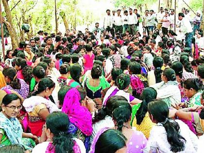 550 NRHM employees left | ५५० एनआरएचएम कर्मचारी रवाना