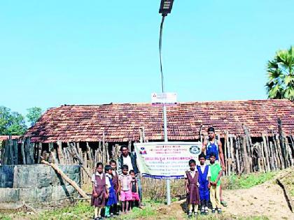 Solar lamps started in 22 villages | २२ गावांमध्ये लागले सौरदिवे