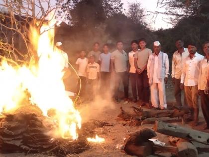 Holi festivities in the eastern part of Igatpuri | इगतपुरीच्या पूर्व भागात होळी उत्साहात