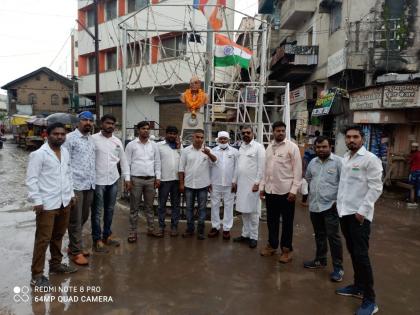 Flag hoisting at St. Xavier's School | सेंट झेवियर्स शाळेत ध्वजारोहण