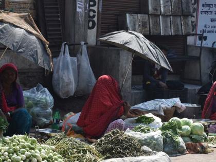 Vegetable vendors needed it | भाजी विके्रत्यांना गरज भासू लागली Vegetable vendors needed it | भाजी विके्रत्यांना गरज भासू लागली