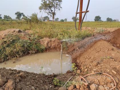 The leakage of a water supply to Navodaya in Bhusawal | भुसावळात ‘नवोदय’ला पाणीपुरवठा करणाऱ्या जलवाहिनीला गळती